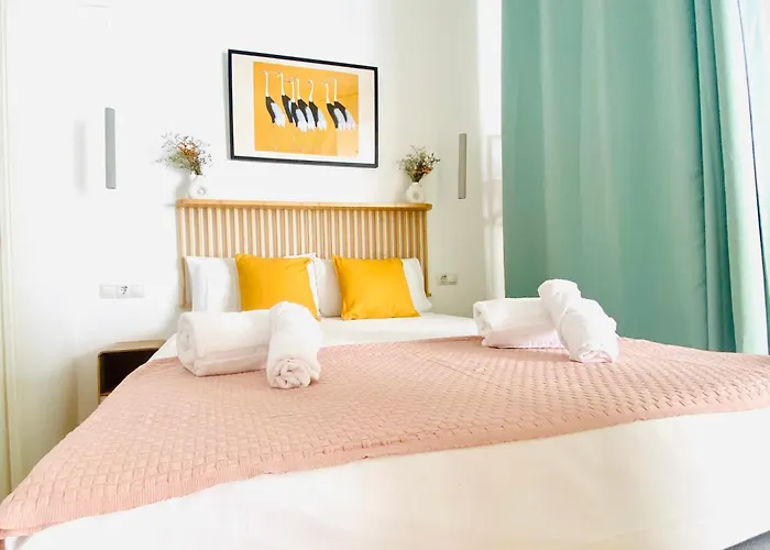 Bajo B - Design & Comfort In Ruzafa Soho Valencia